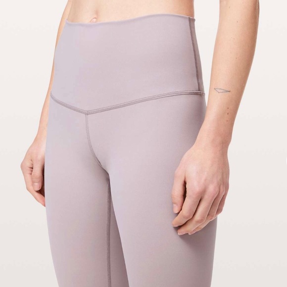 Lululemon Wunder Under Crop II - Picture 2 of 9